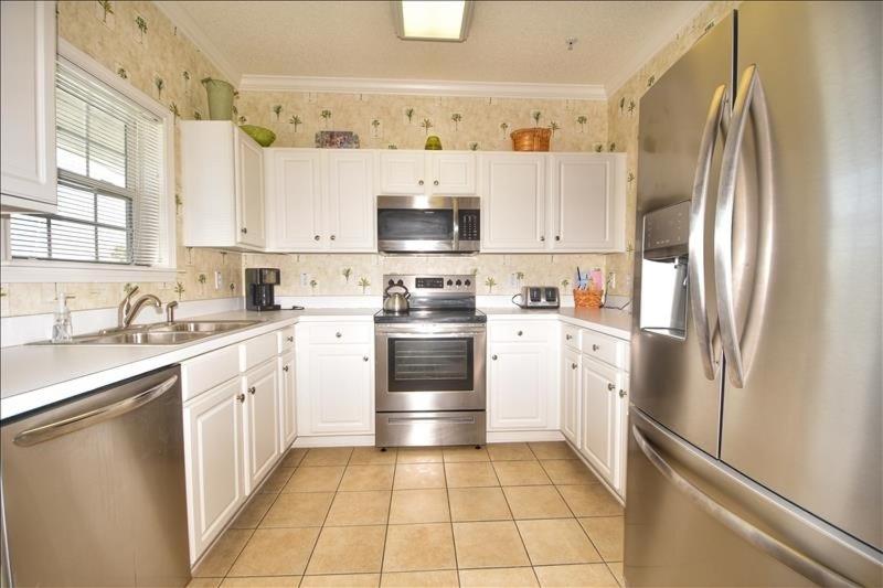 1033 The Havens - image 3