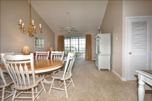 1033 The Havens - image 5