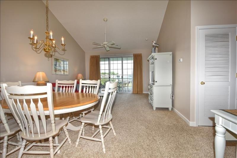 1033 The Havens - image 5