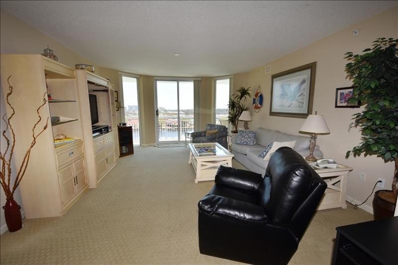 1005 North Tower Condo - image 7