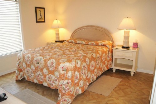 Sea Cloisters 303D Condo - image 5