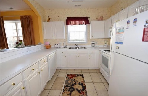 714 Ironwood Condo - image 3