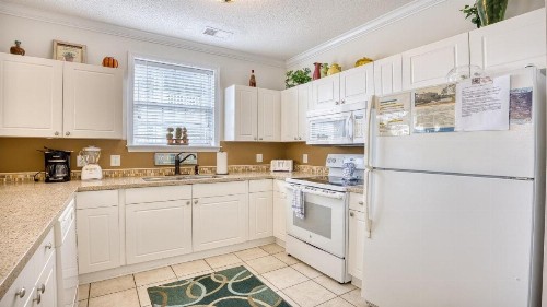325 River Crossing Condo - image 14