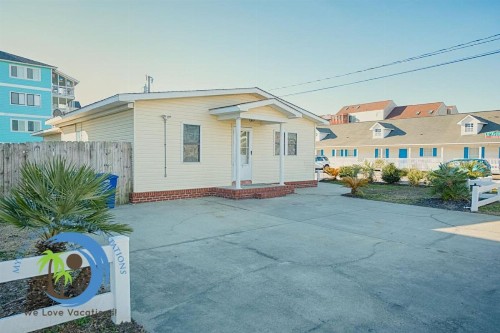 Cherry Grove Beach Bungalow #3 - image 11