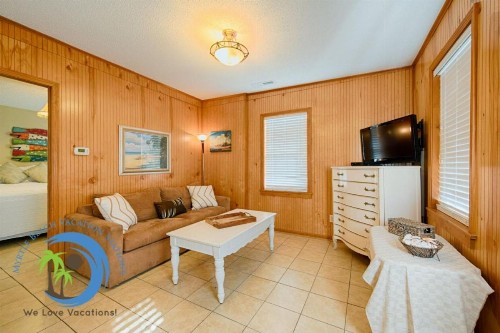 Cherry Grove Beach Bungalow #3 - image 2