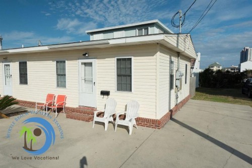 Cherry Grove Beach Bungalow #3 - image 7