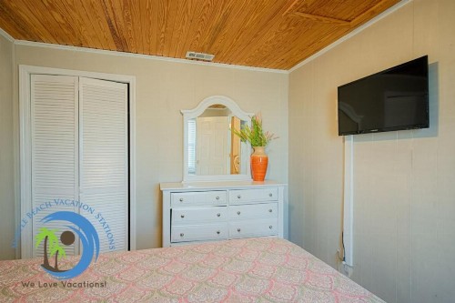 Cherry Grove Beach Bungalow #1 - image 12