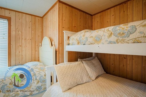 Cherry Grove Beach Bungalow #1 - image 3