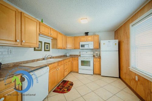 Cherry Grove Beach Bungalow #1 - image 38