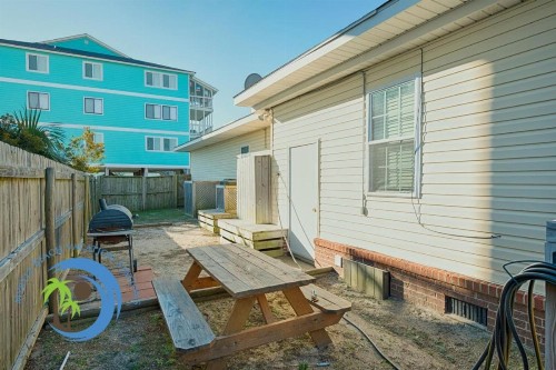 Cherry Grove Beach Bungalow #1 - image 7