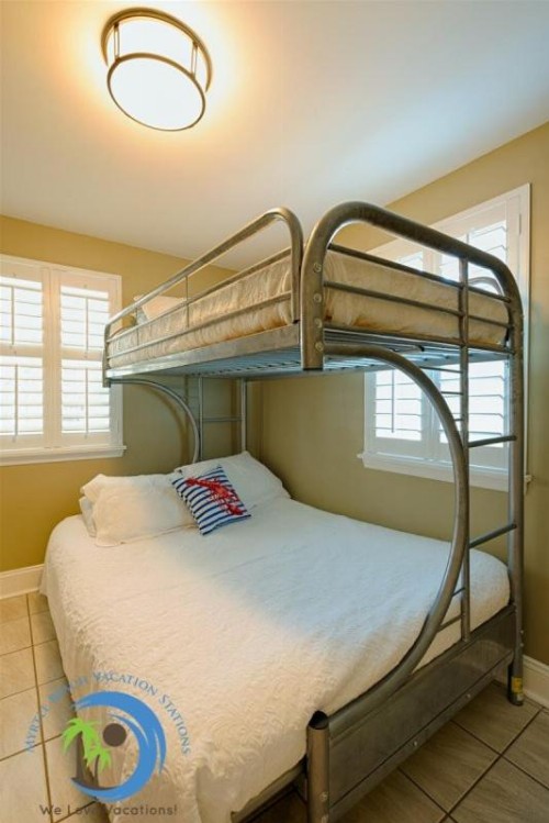 Windy Hill Villa 3 - Beach Charm - image 12