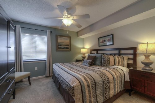 Yacht Club Villas #1-801 - image 9