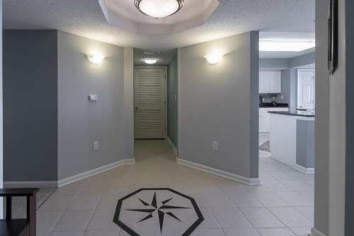 Yacht Club Villas #1-801 - image 1