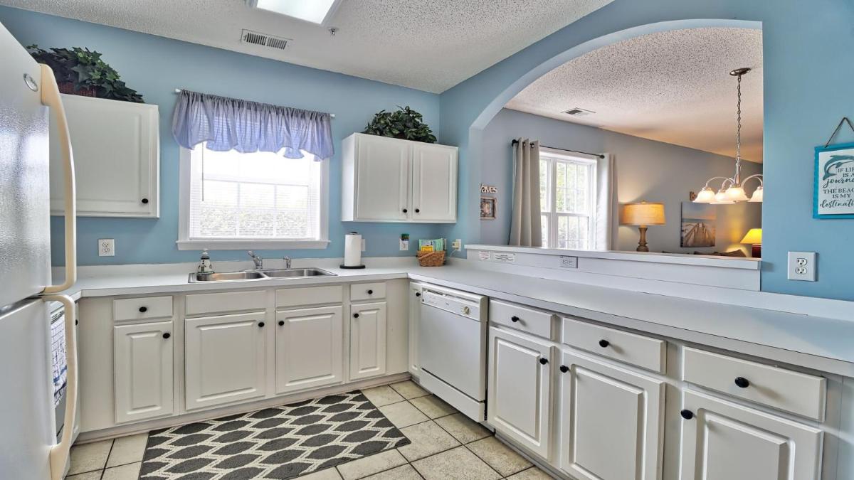 711 Ironwood Home - image 4