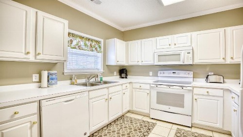 323 Arbor Trace Home - image 10