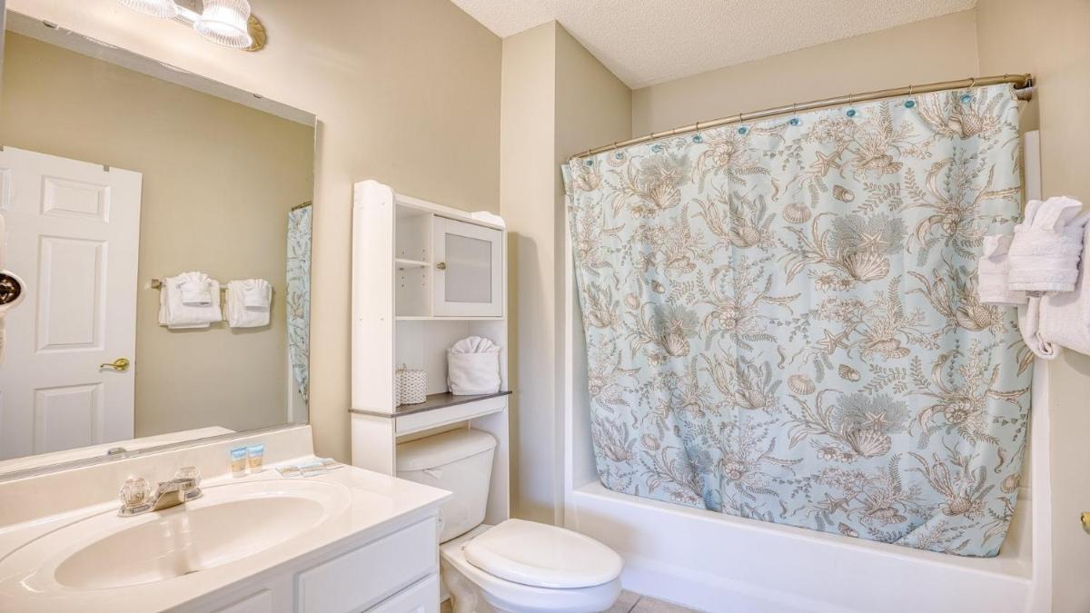 323 Arbor Trace Home - image 7