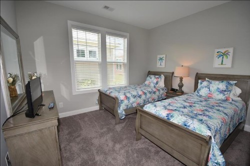 5305 The Retreat Cabin - image 7