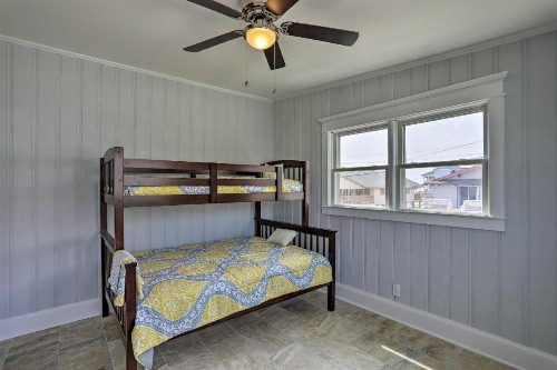 Waterfront North Myrtle Beach Home Walk to Beach! - image 9
