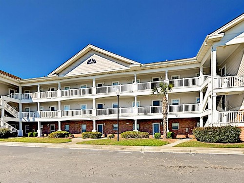 Beautiful Barefoot Golf Condo with Pool & Tennis condo - image 12