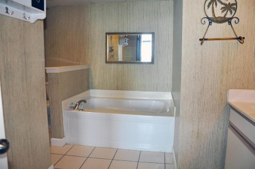 VERANDA 305 OCEANFRNT 3BR - image 26
