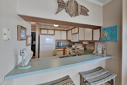 End-Unit Ocean Pier Condo with Ocean Views & Pool condo - image 5