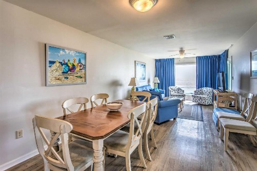Bright Beachy Condo Boardwalk Access and Patio - image 1