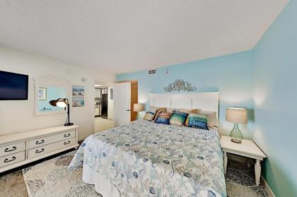 933BAYWA condo - image 10