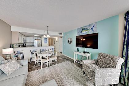 933BAYWA condo - image 4