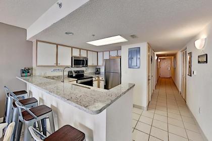 933BAYWA condo - image 7