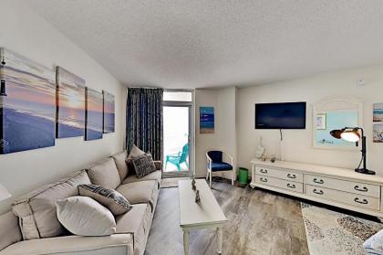 933BAYWA condo - image 9