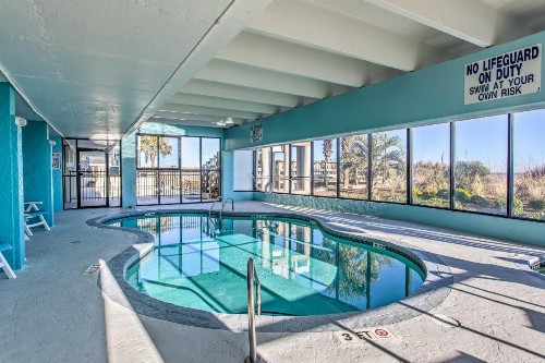 Remodeled Oceanfront Condo with 16 Balcony! - image 11