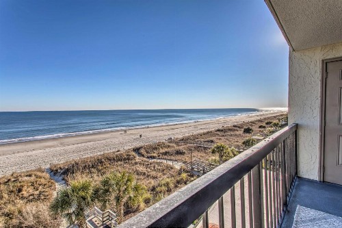 Remodeled Oceanfront Condo with 16 Balcony! - image 7