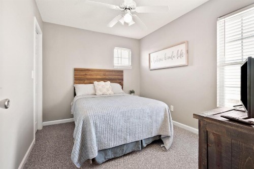 Cottage on Ocean Boulevard - image 11