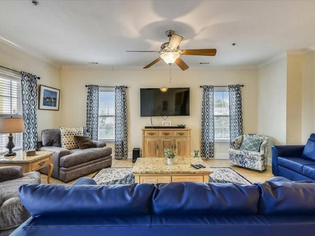 Ocean View Luxury Rental - Sleeps 16 - image 5