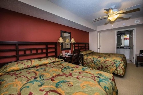 Barefoot Yacht Club Tower 1 504 4BR Condo - image 7