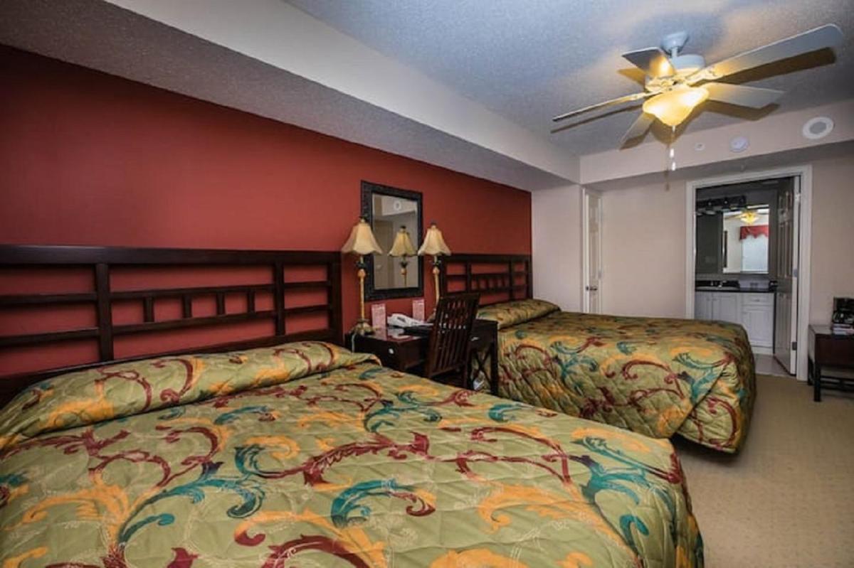 Barefoot Yacht Club Tower 1 504 4BR Condo - image 7