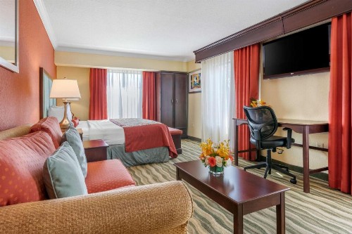 Best Western Plus Palm Beach Gardens Hotel & Suites and Conference Ct - image 18