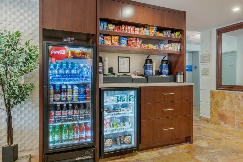 Best Western Plus Palm Beach Gardens Hotel & Suites and Conference Ct - image 21