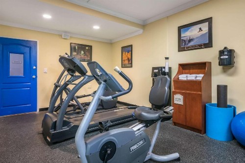 Best Western Plus Palm Beach Gardens Hotel & Suites and Conference Ct - image 33