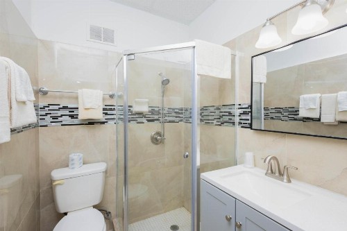 Warm Mineral Springs Motel - image 33