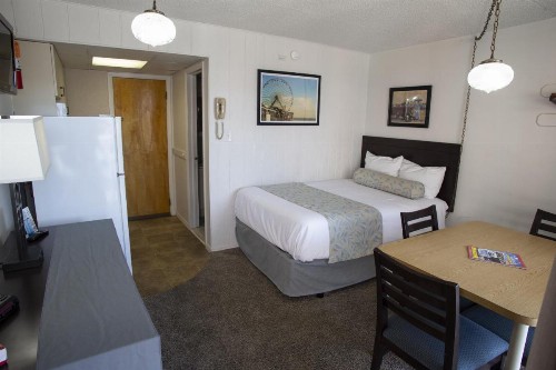 Florentine Family Motel - image 30