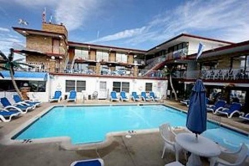 Florentine Family Motel - image 45