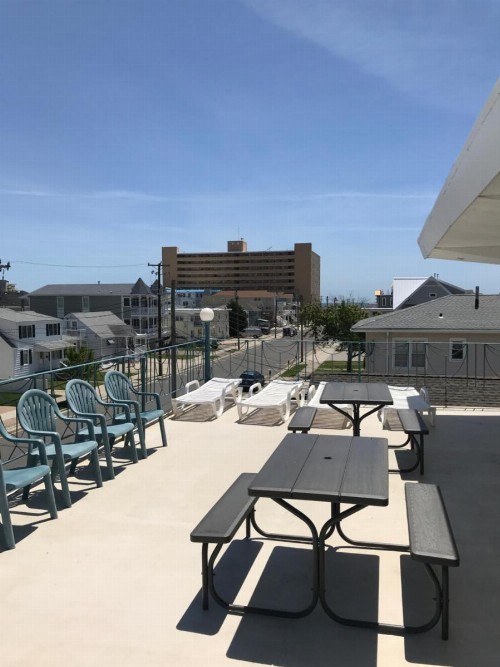 Aruba Motel - image 4
