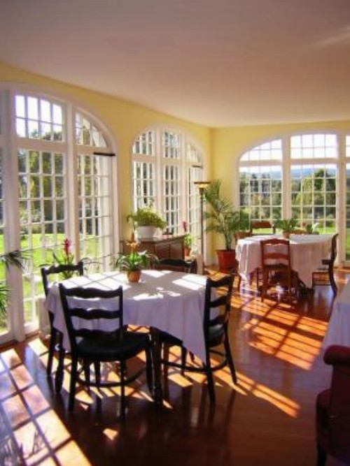 Centennial House Bed and Breakfast - image 8