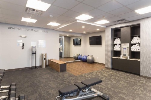Fairfield Inn & Suites by Marriott Northfield - image 13