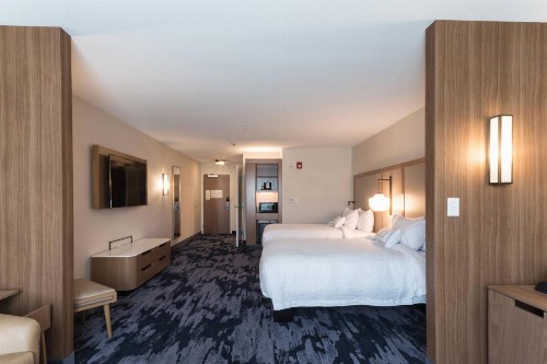 Fairfield Inn & Suites by Marriott Northfield - image 24