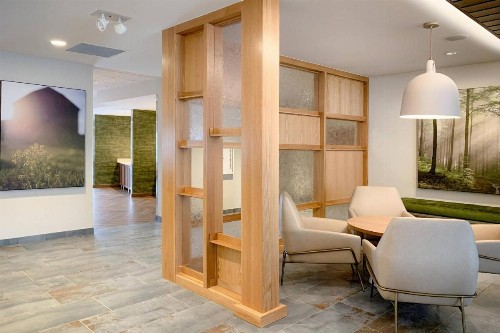 Fairfield Inn & Suites by Marriott Northfield - image 6