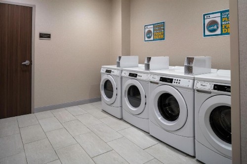 Home2 Suites by Hilton Northville Detroit - image 5