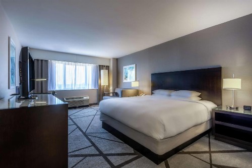 DoubleTree by Hilton Los Angeles Norwalk - image 26