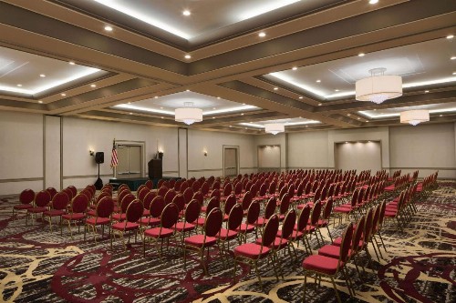 DoubleTree by Hilton Los Angeles Norwalk - image 29
